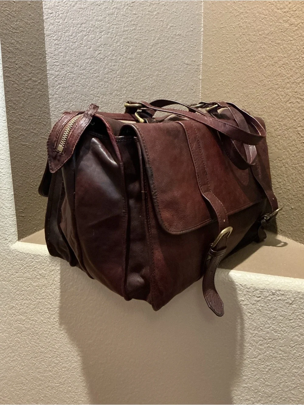 Vintage Genuine Leather Dark Brown Messenger Satchel Work Bag Made in India 20”